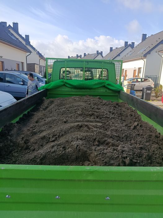 Suchy beton,żwir,piasek, czarnoziem,ziemia,podbudowa, kamień,kruszywo