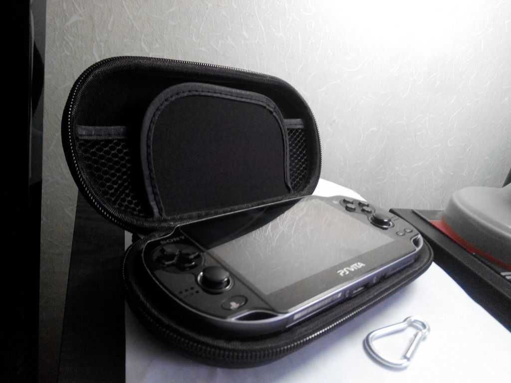 Чехол для Sony PS Vita slim fat