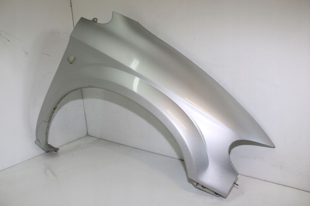 CHRYSLER VOYAGER IV LIFT BŁOTNIK PRAWY PRZÓD PRZEDNI