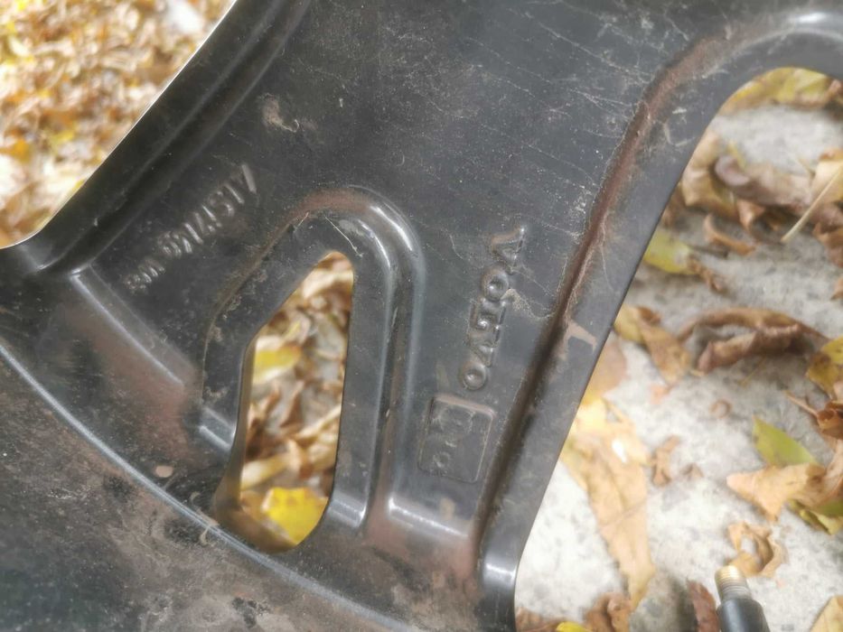 Volvo 18" s60 xc60 xc40 oryginal  nowy model