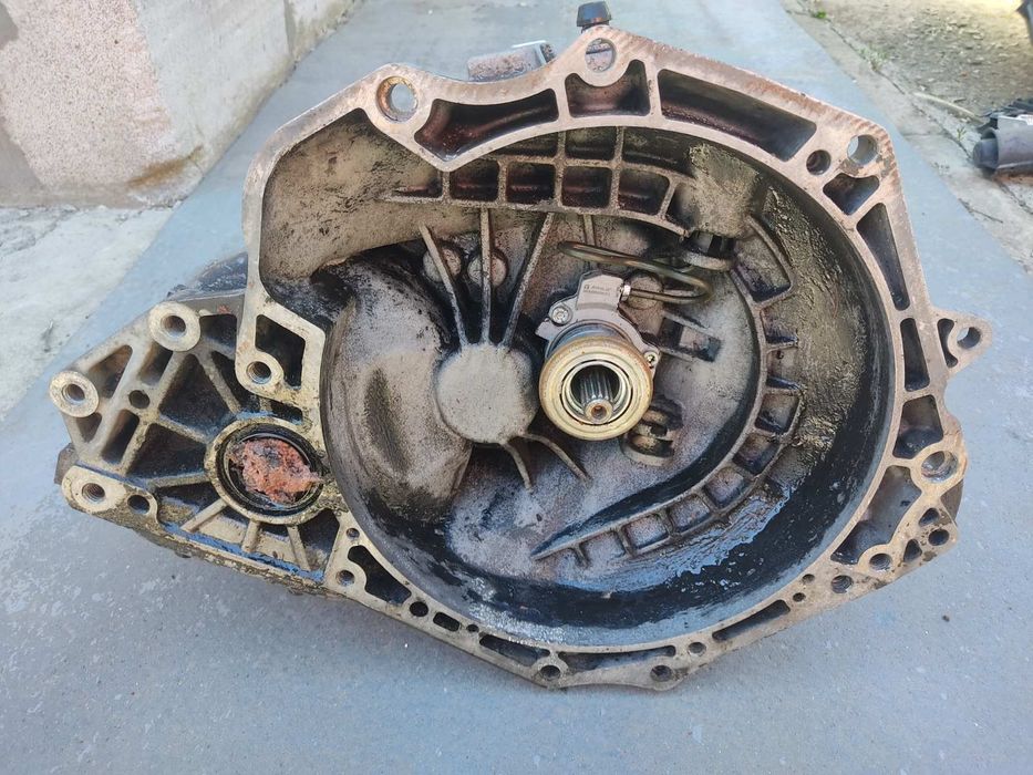 Продам коробку передач Opel astra 1.6