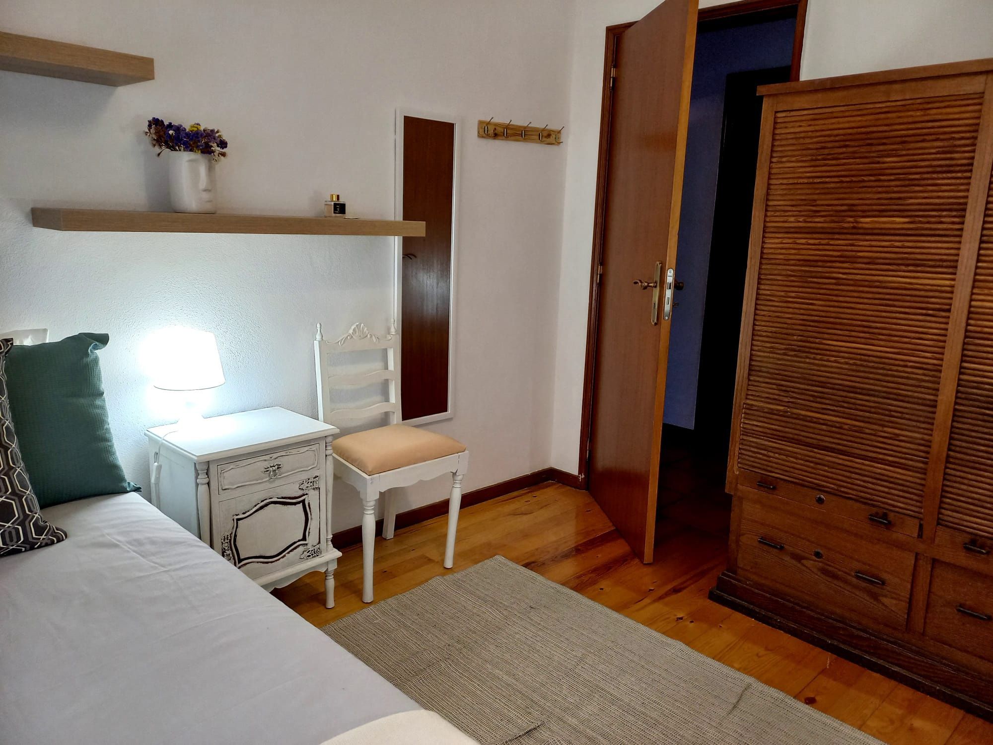 Aluguer de 1 quarto ( raparigas) 270€