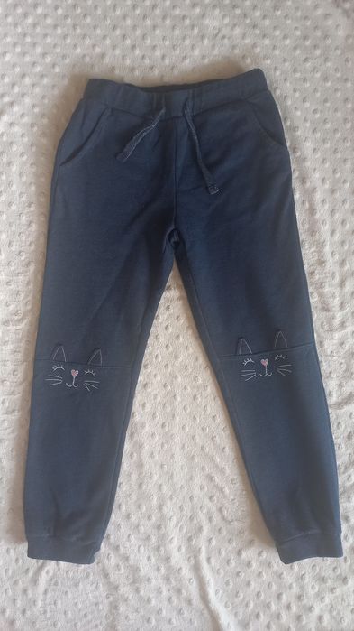 Spodnie dresowe i legginsy ocieplane r.122  Pepco