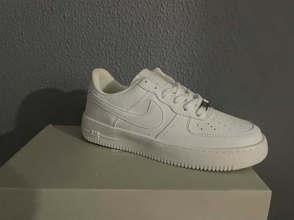 Nike air forca………