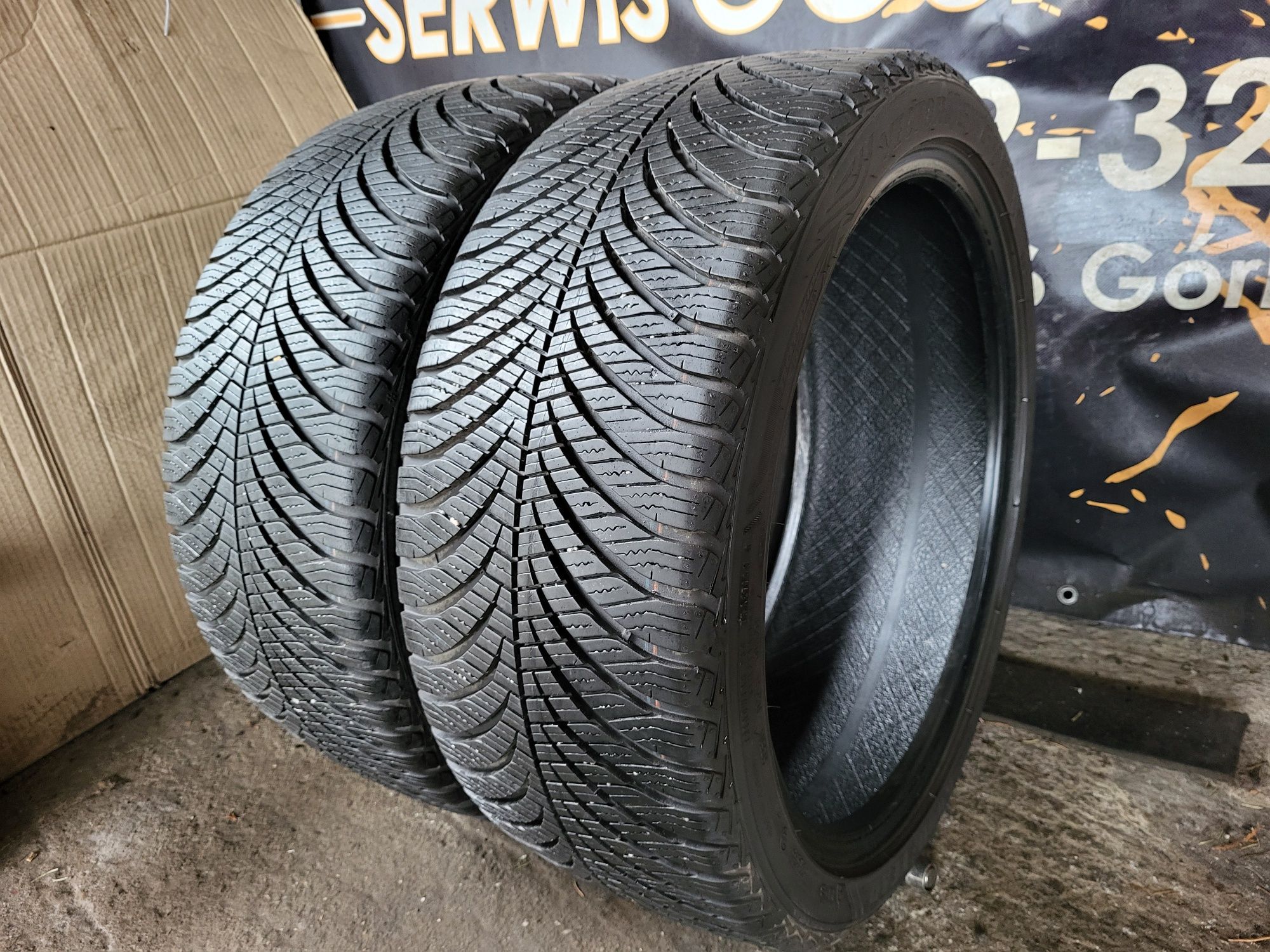 Opony wielosezonowe 225/40/18 Goodyear 20rok 7mm