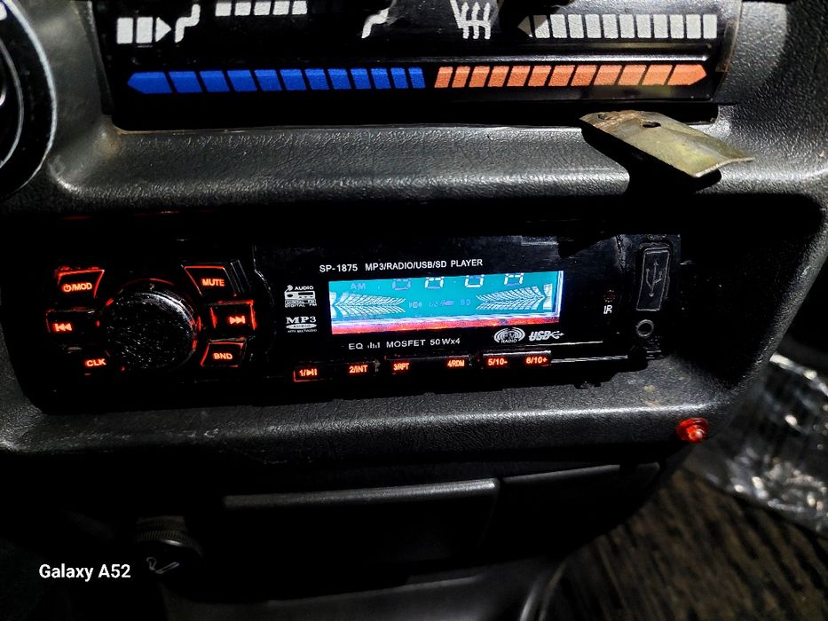 Продам авто магнитолу