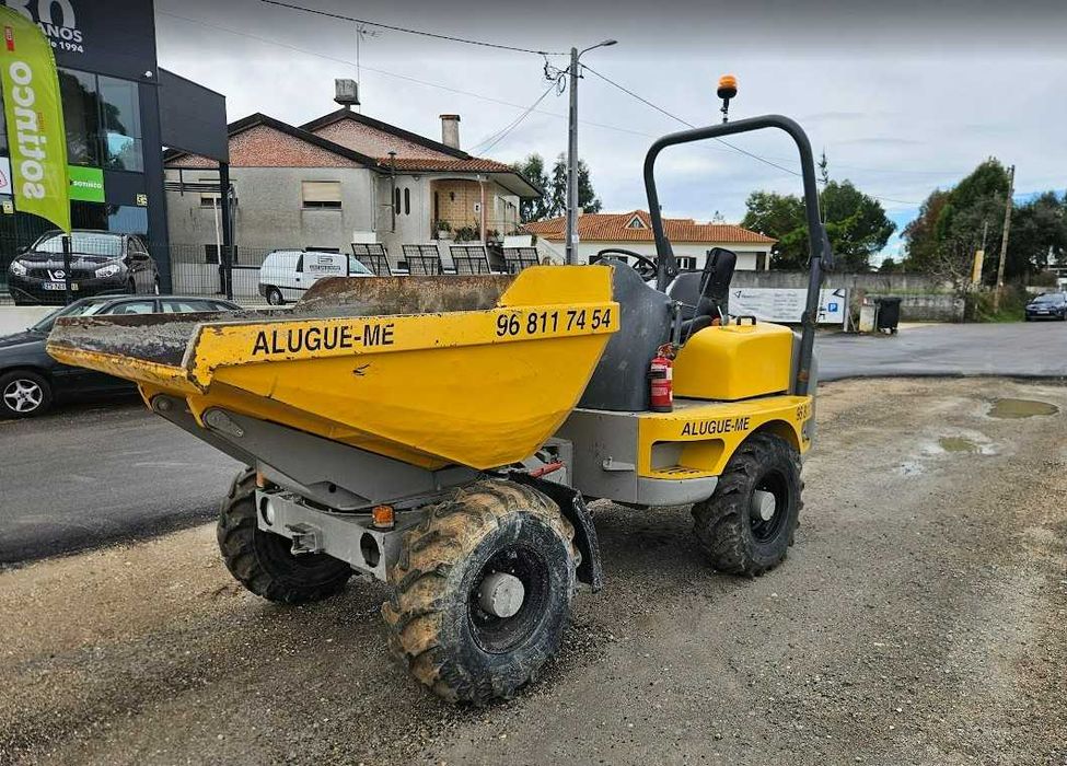 Vende-se Dumper Wacker Neuson 4t