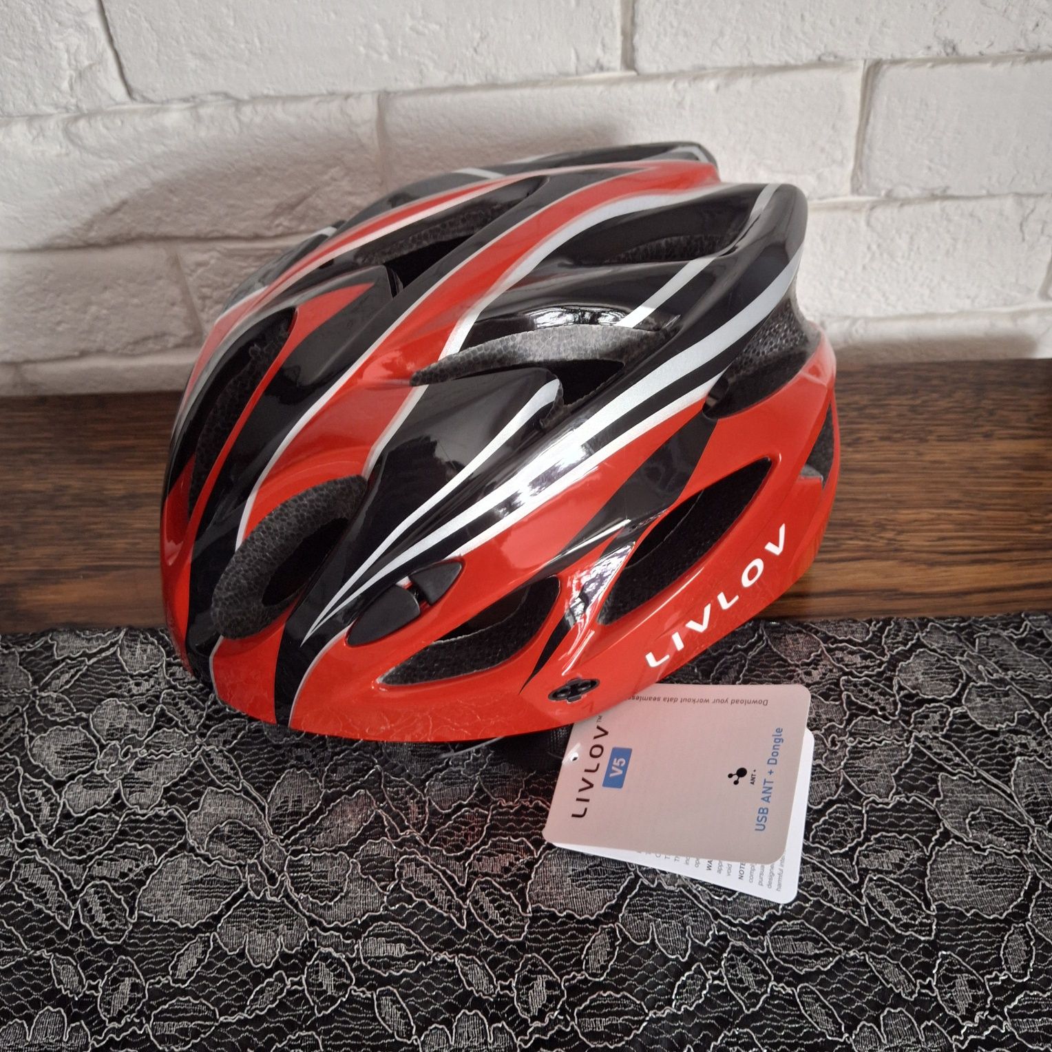 Kask rowerowy czerwony