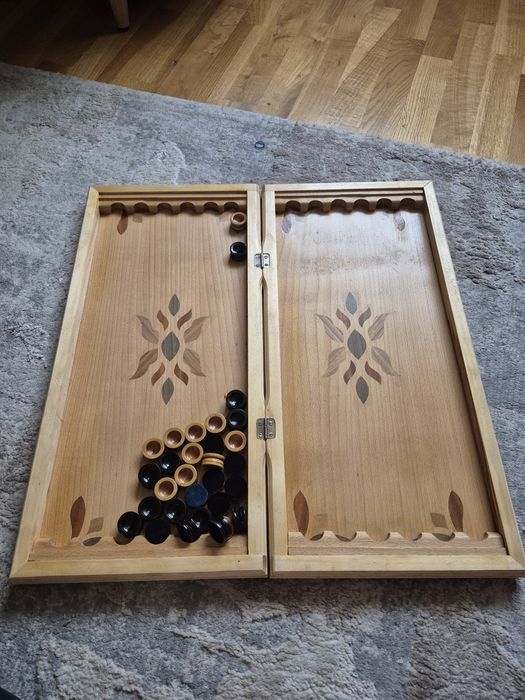 Продаю Нарди дерев'яні