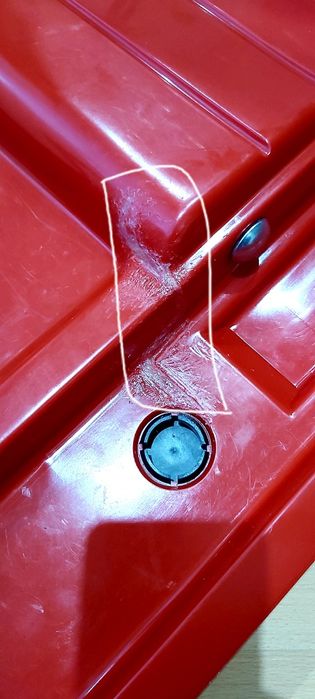 Trenó vermelho para Neve