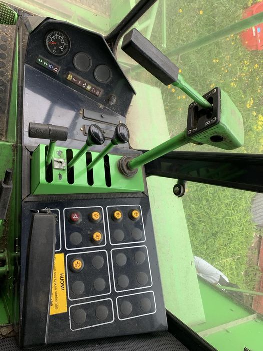 Комбайн DEUTZ FAHR 33.60 комбайн зерновий