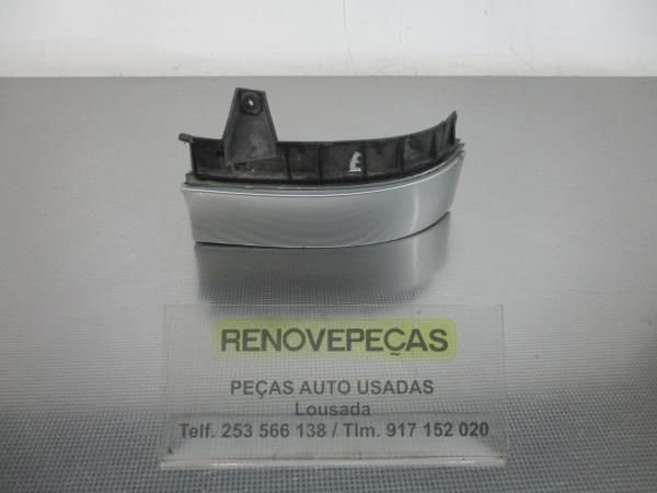 Guia de pára-choques trás direita AUDI A3 (8L1)