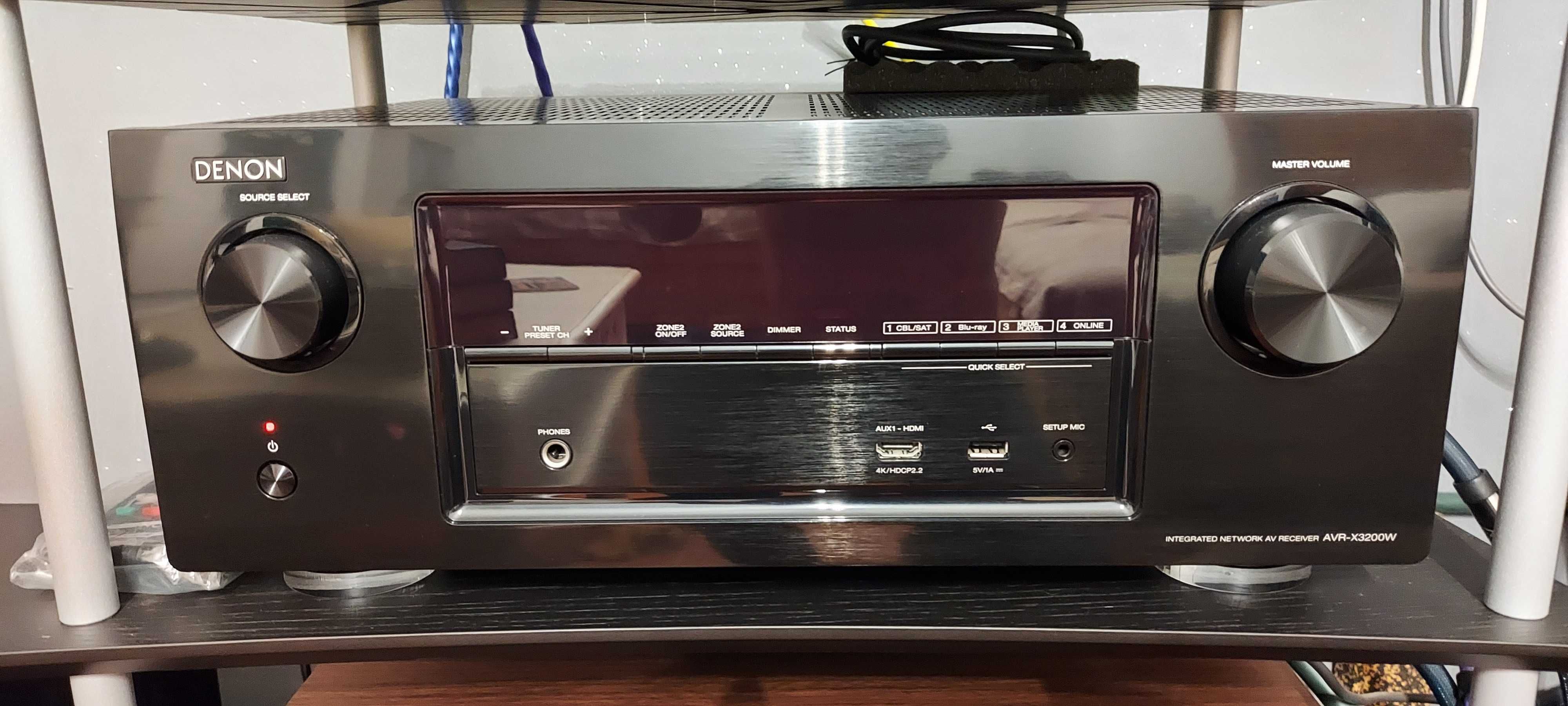Denon AVR-X3200 estado como "novo"kef Q200c como "nova"