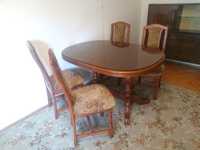 Stół dębowy z krzesłami i szkłem