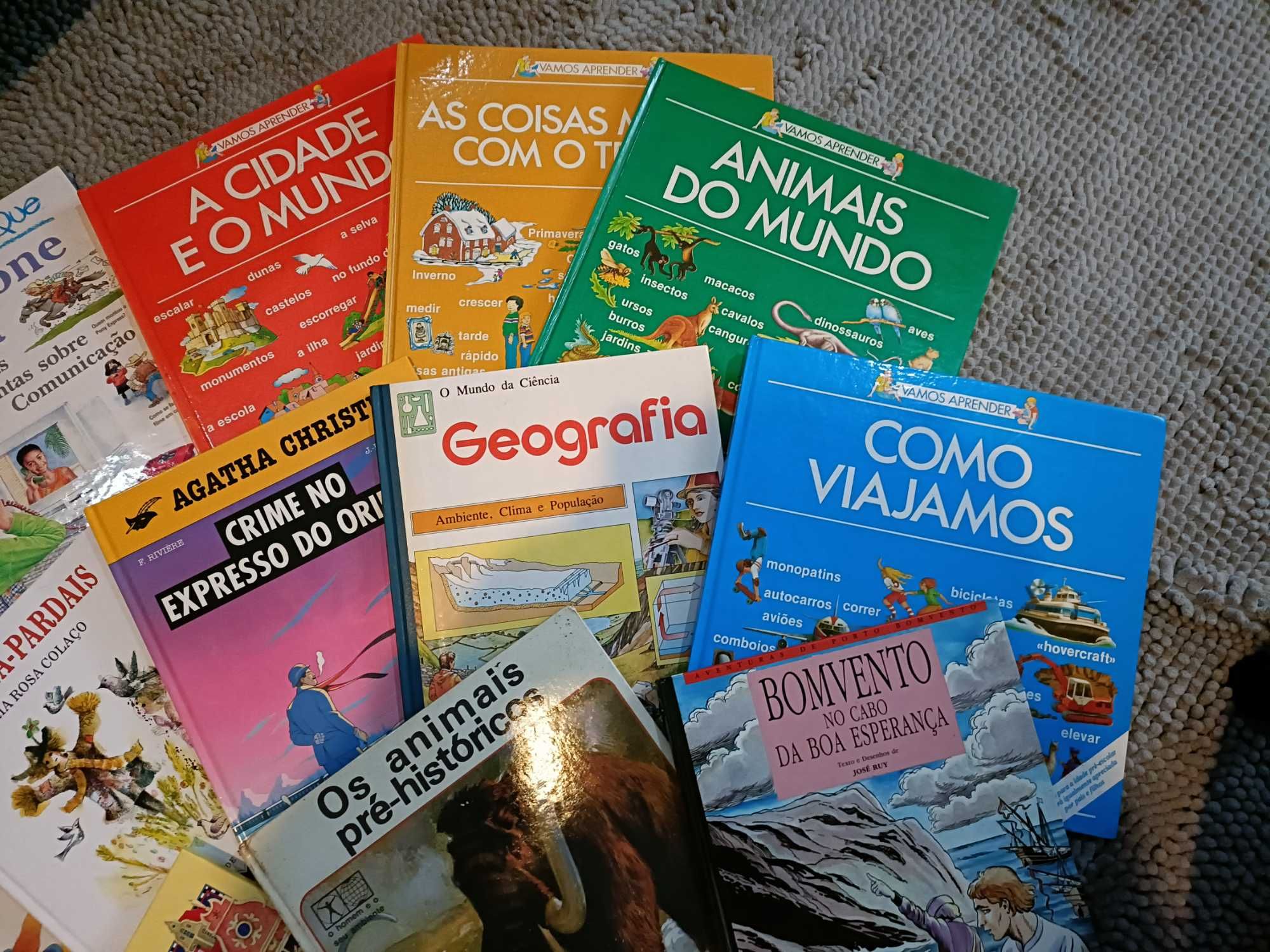 18 livros variados