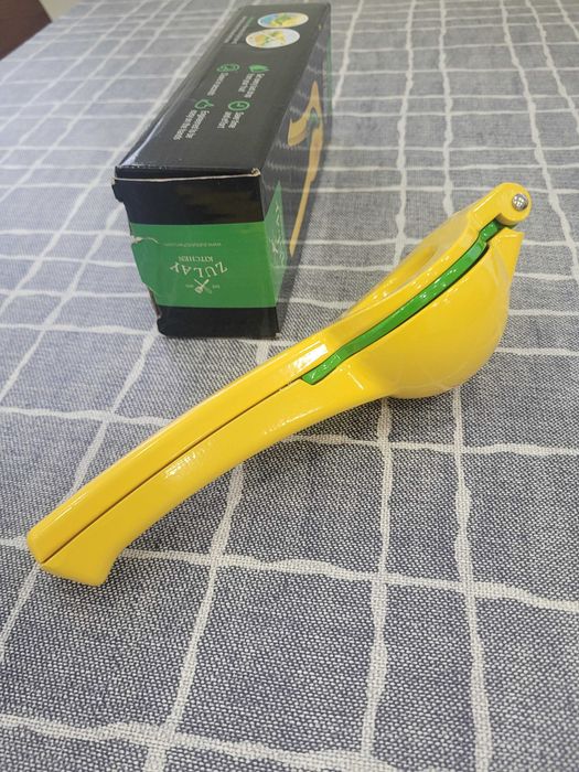 ручний прес для цитрусових Zulay Metal 2-In-1 Lemon Lime Squeezer
