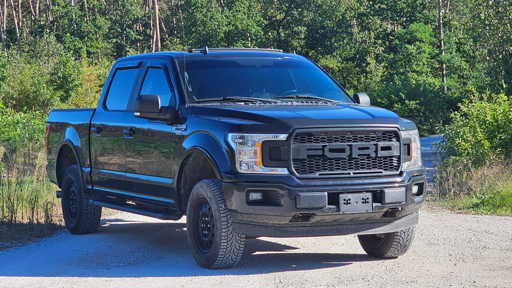 Ford F150 4x4 panorama bi-turbo nie V8 Ram