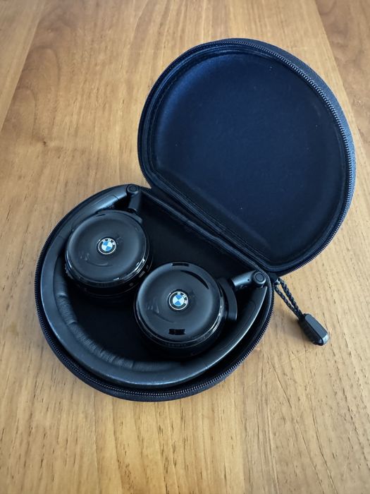 Słuchawki bezprzewodowe BMW On-Ear AKG P107