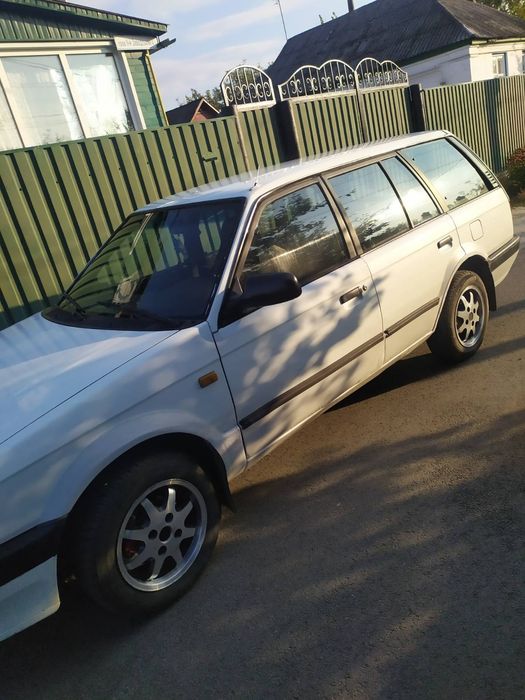 Мазда 323 універсал газ  на обмін