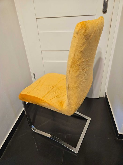 Pokrowce na krzesła miękkie welurowe musztardowe 4 sztuki komplet