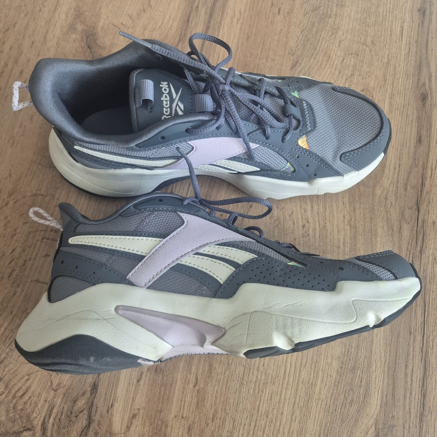 Reebok Buty Turbo Restyle GW7836 Szary