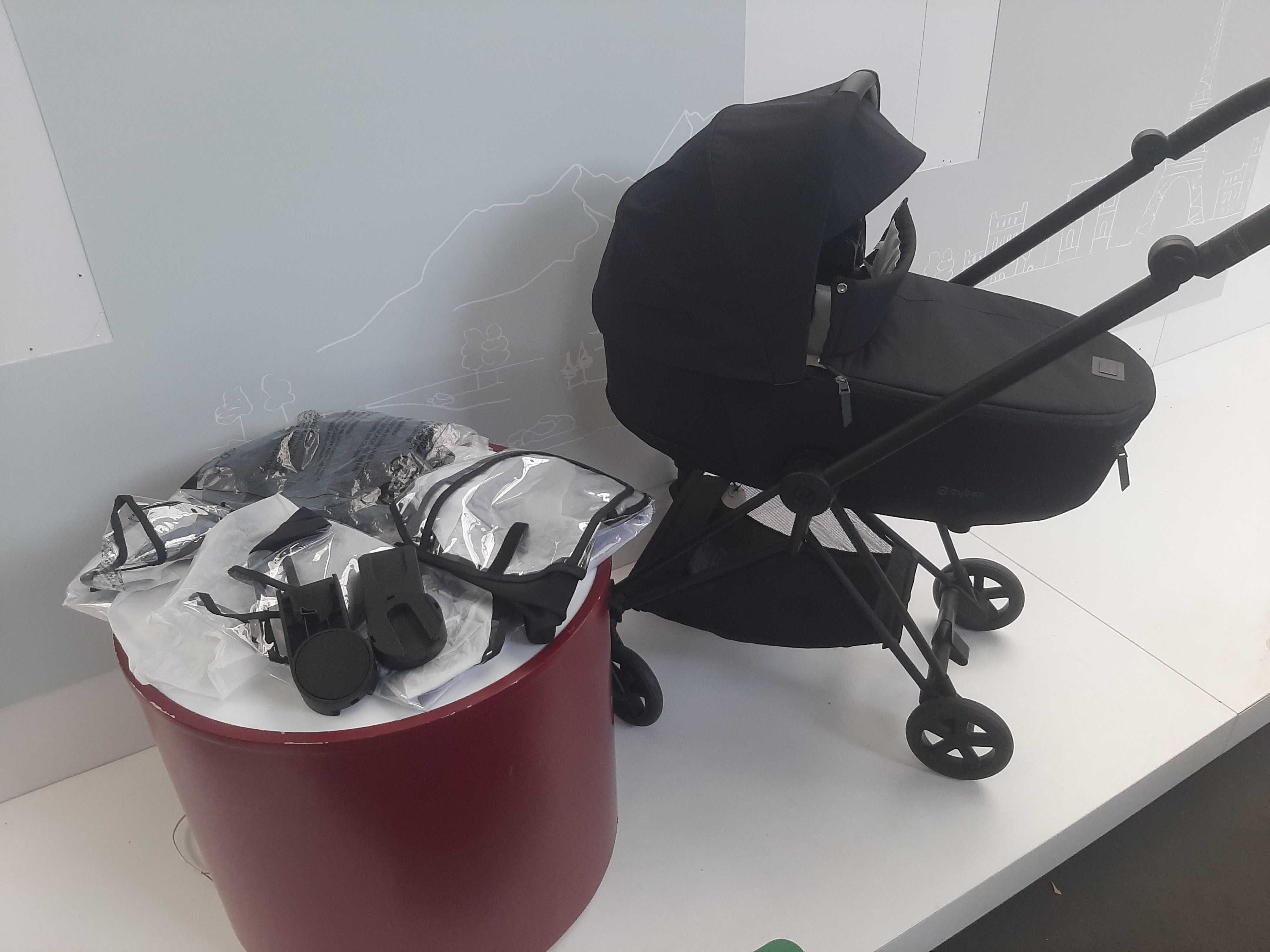 Wózek Mios Cybex komplet z gondolą i stelażem spacerówki