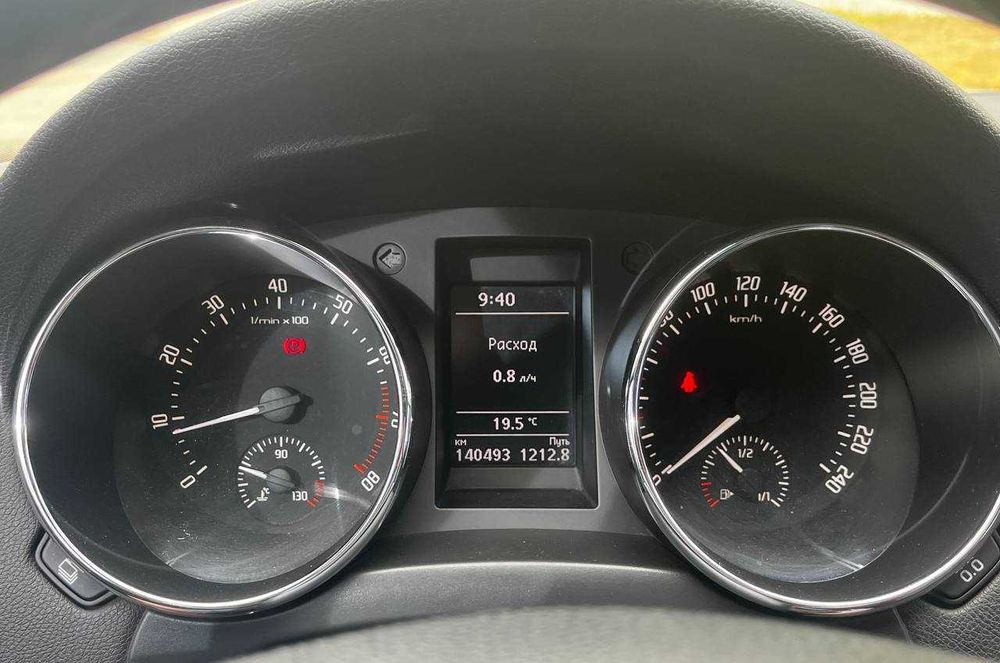 Skoda Yeti 2013 Офіційне авто