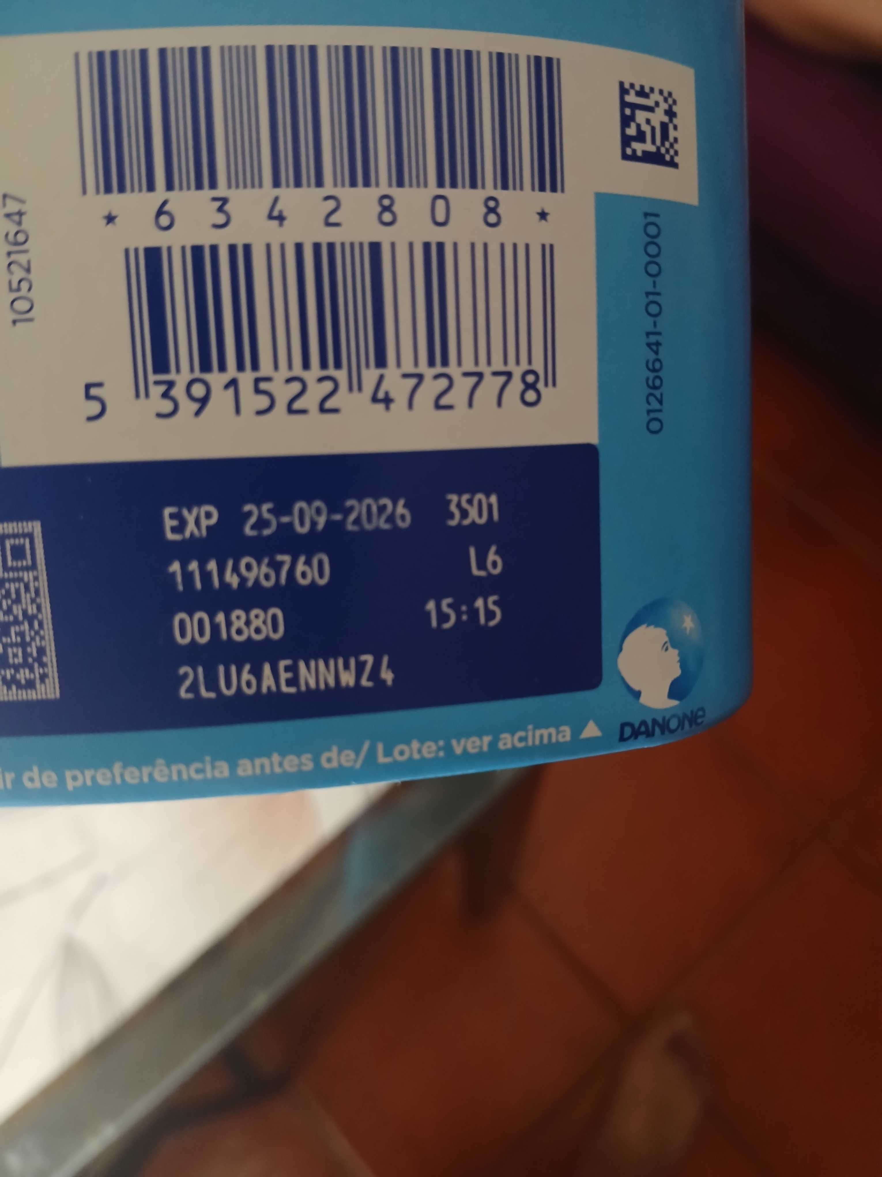 3 caixas de aptamil 1