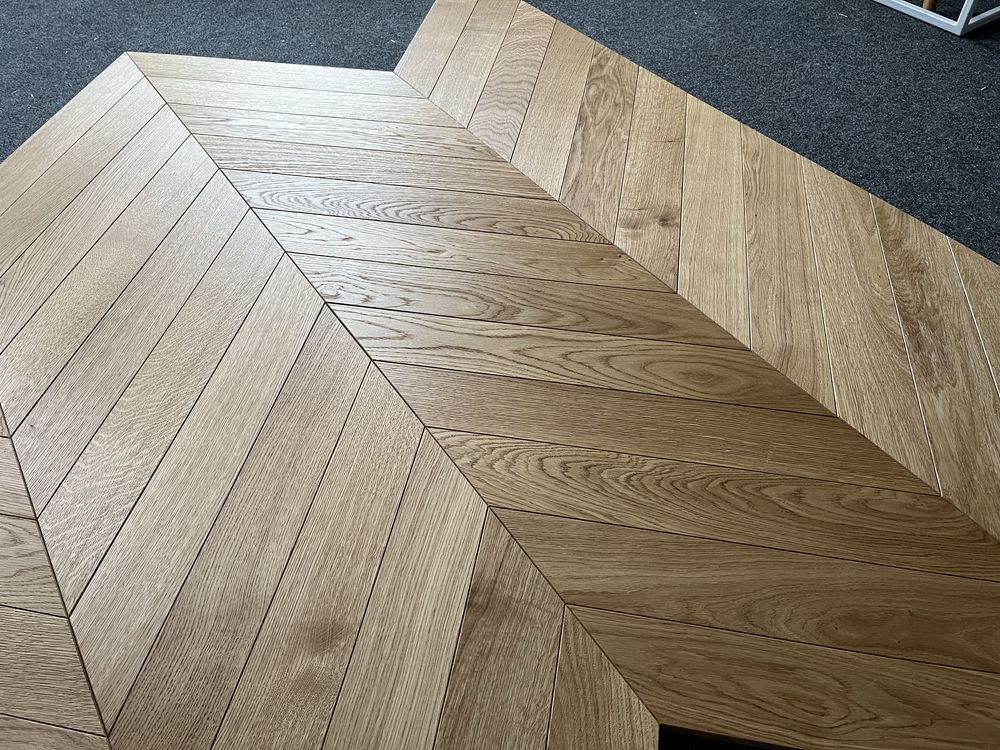 Podłoga Jodełka Francuska Dąb Natur 15x100x600mm, Olej UVx2 Naturalny