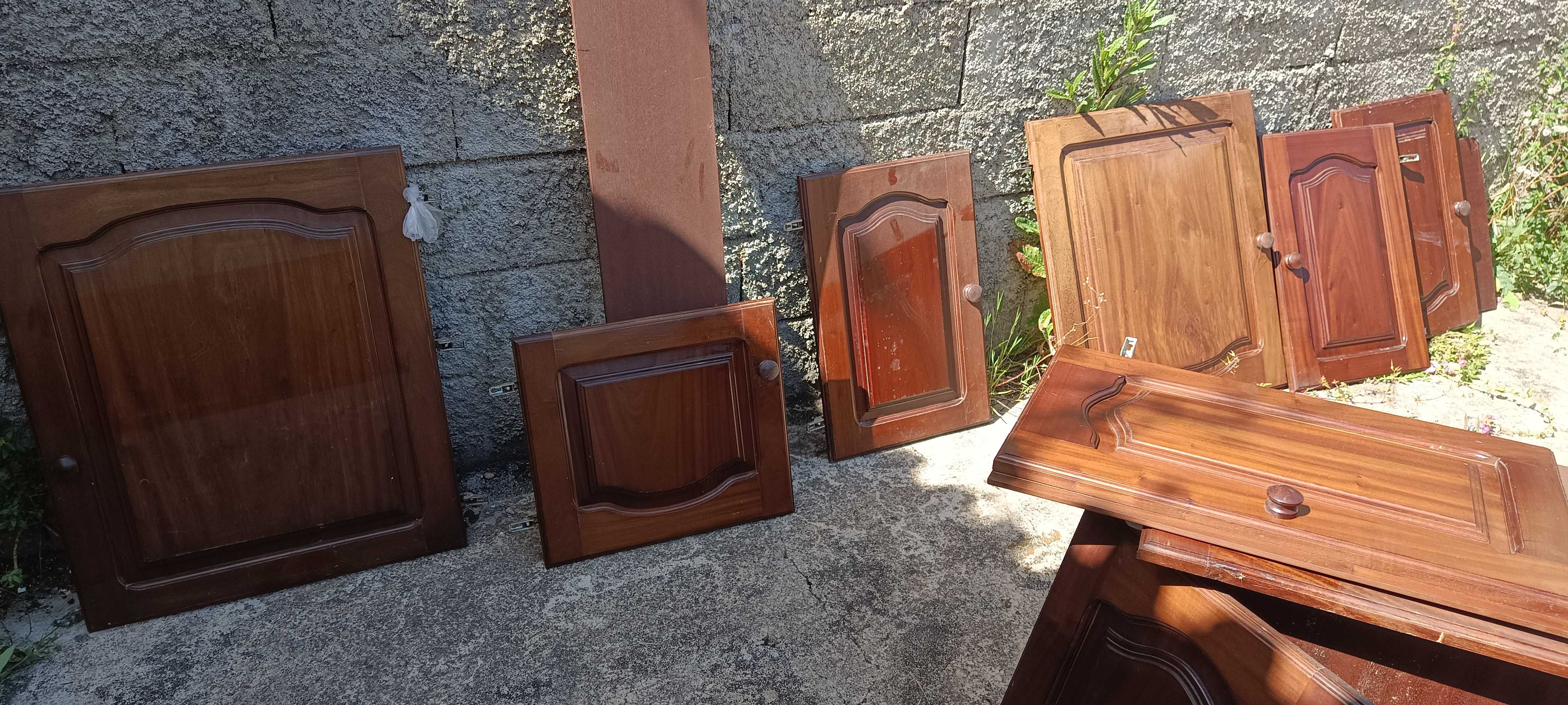 Portas de armários de cozinha