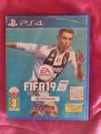 Gra Fifa 19 na PS4