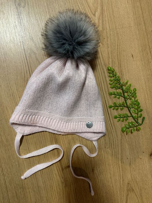 Czapeczka dziewczęca Coccodrillo r.50 w bardzo dobrym stanie