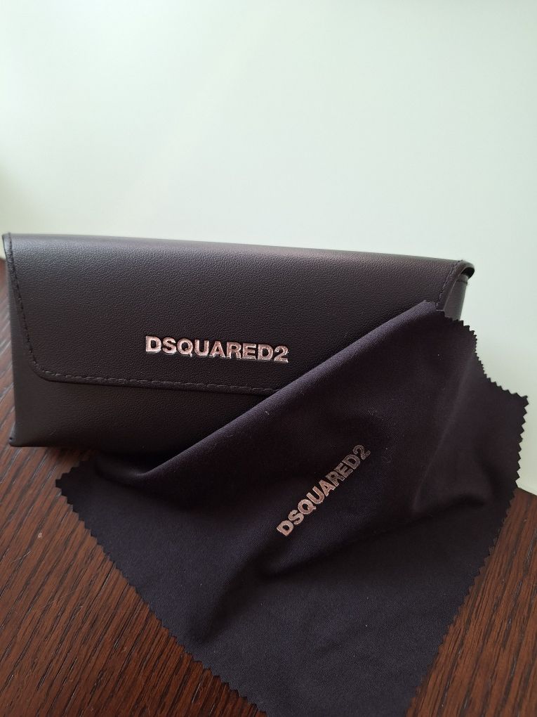 DSQUARED2 etui na okulary Dsquared2