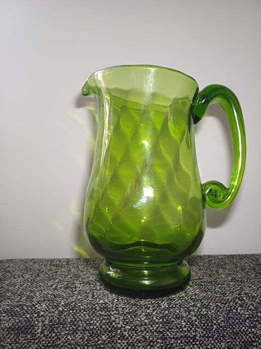 Zielony dzbanek z uchem Tarnowiec