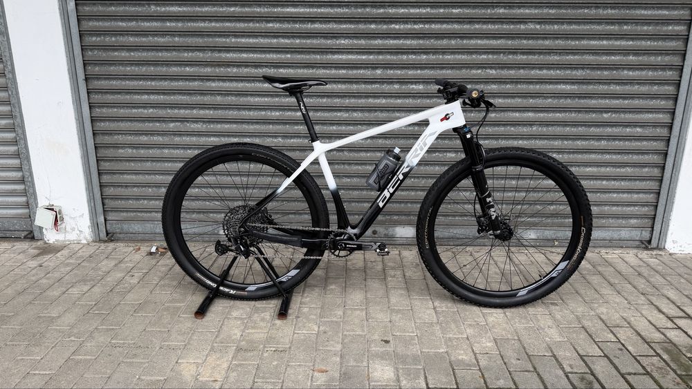 Bicicleta Berria Bravo (carbono)