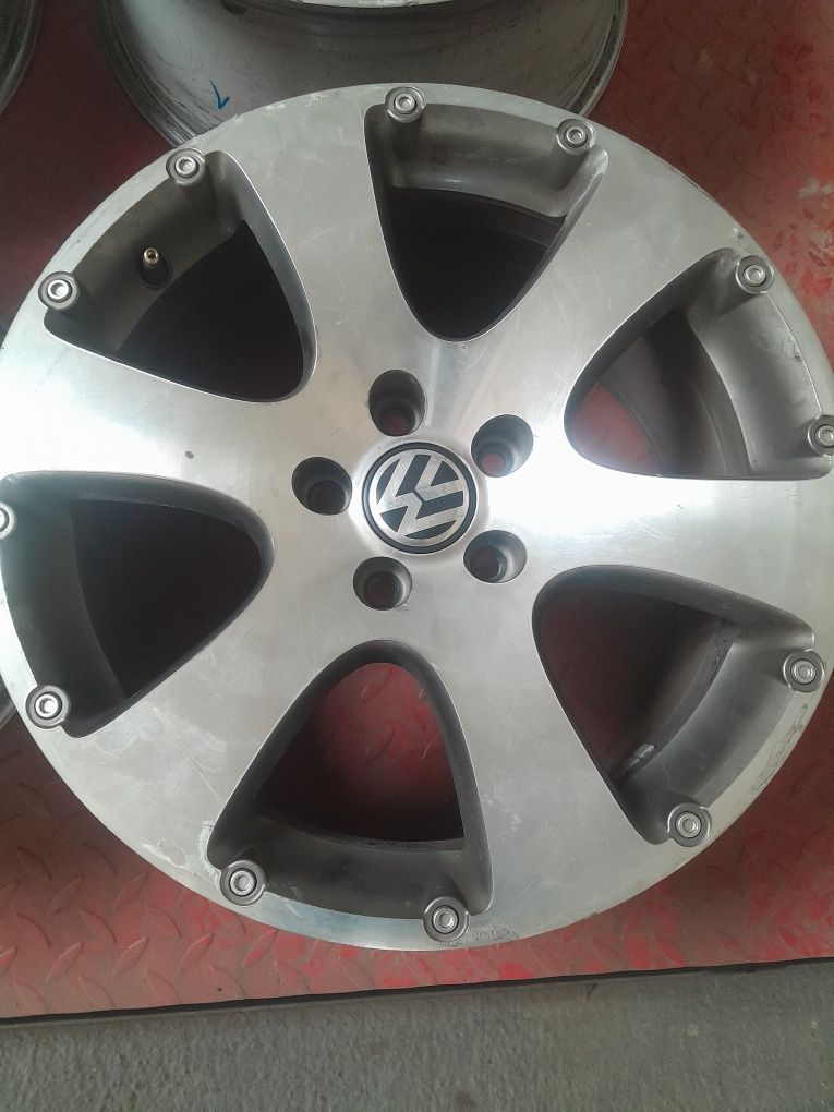 Felgi aluminiowe 17 felga 5x112 vw audi skoda