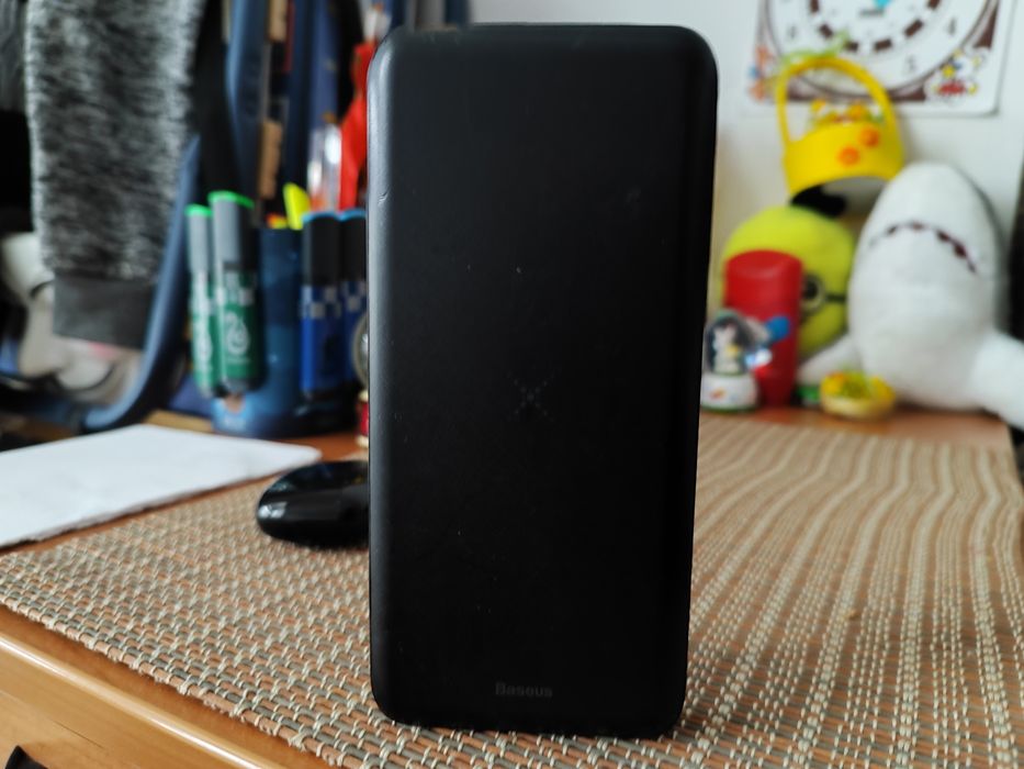 Поввер бенк басеус