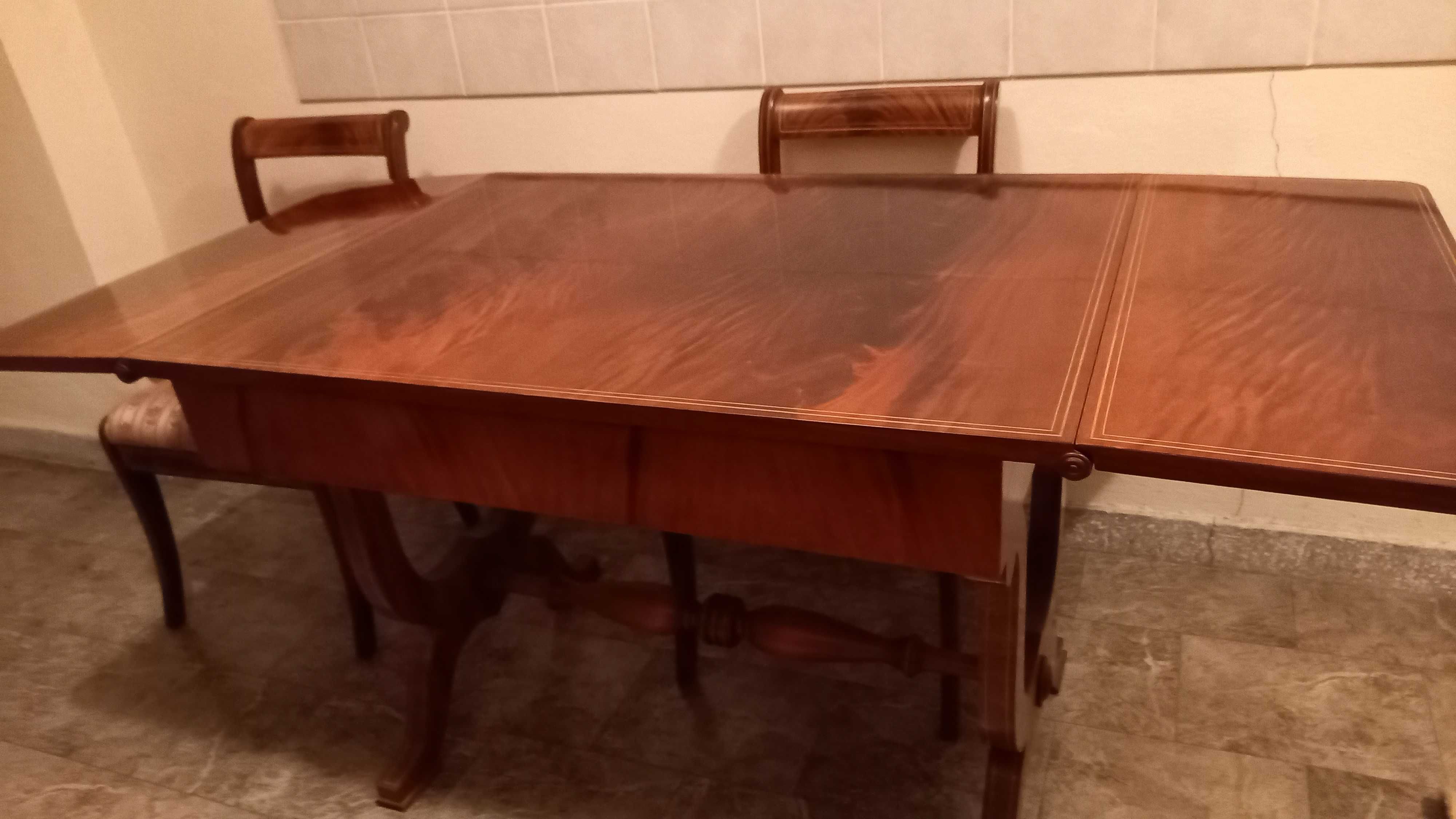 Stół/biurko + 4 krzesła z Pracowni Mebli Artystycznych w Henrykowie