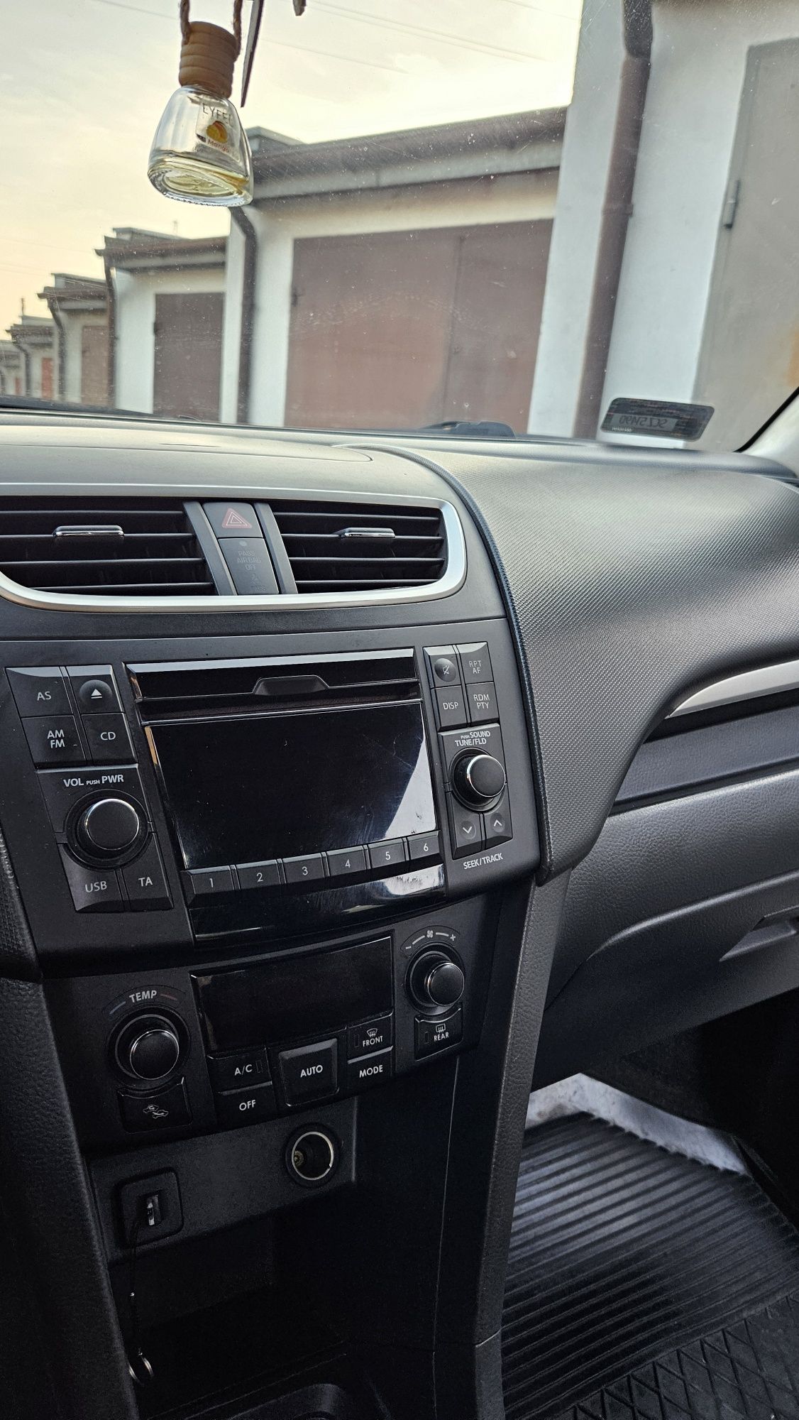 Suzuki swift mk7 1.2 lpg
