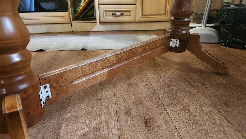 Стіл кухонний дерево шпон