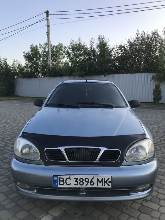 Автомобіль Заз Део Сенс