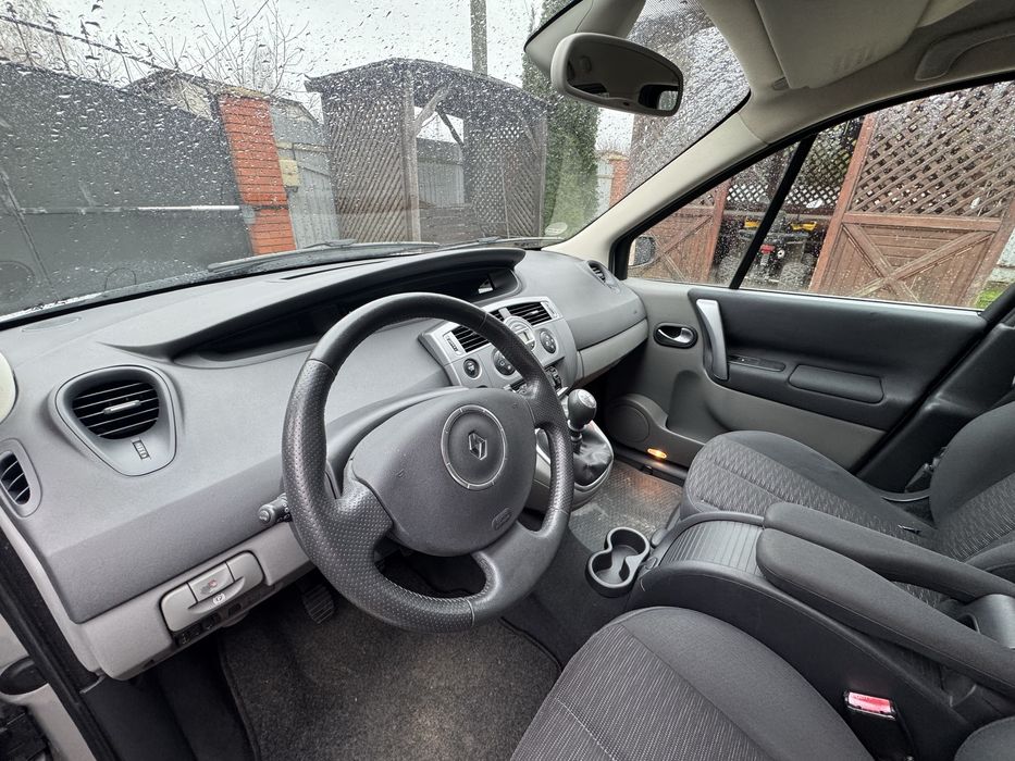 Renault Scenic 2 1.6 бензин