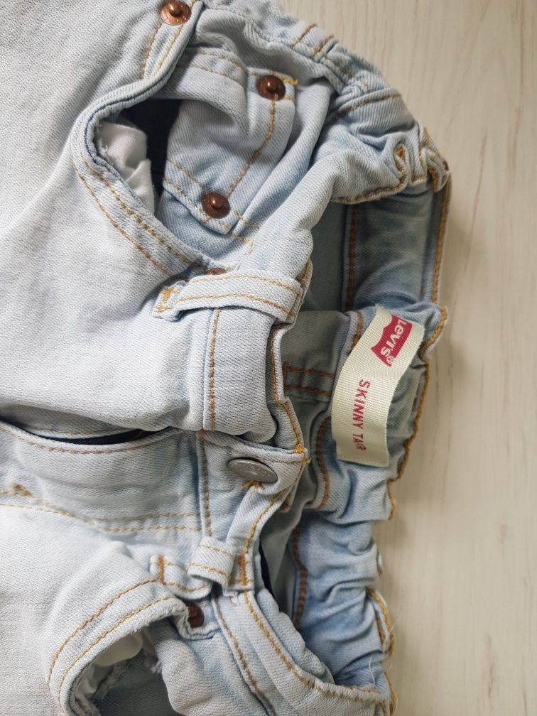 Calças levis 10 anos