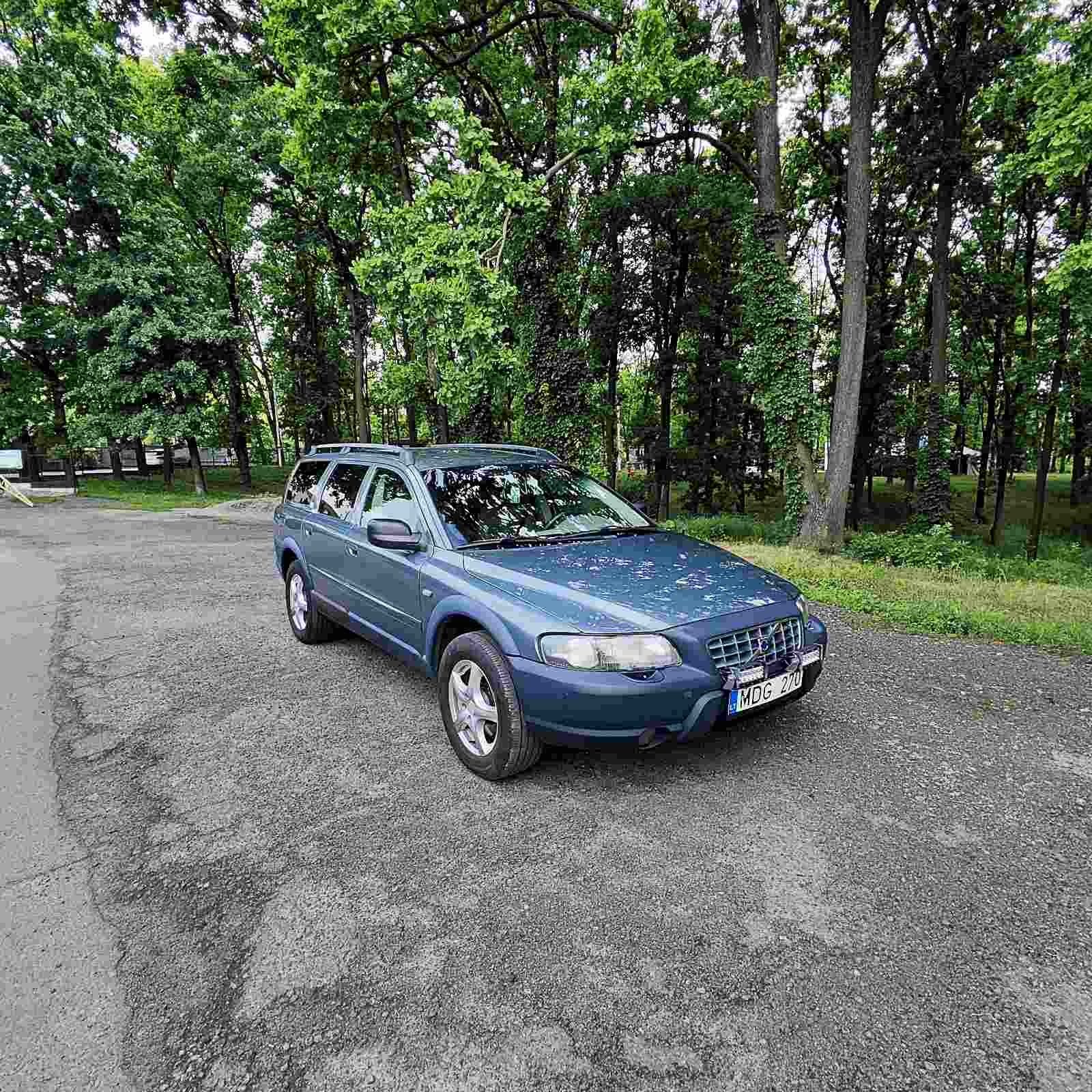 Продам Volvo XC-70 2.5Т AWD бензин!