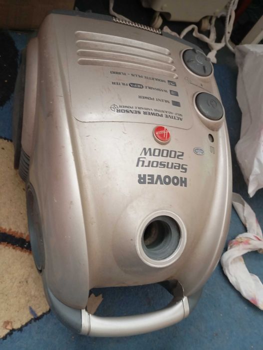 Робочий пилисос Hover