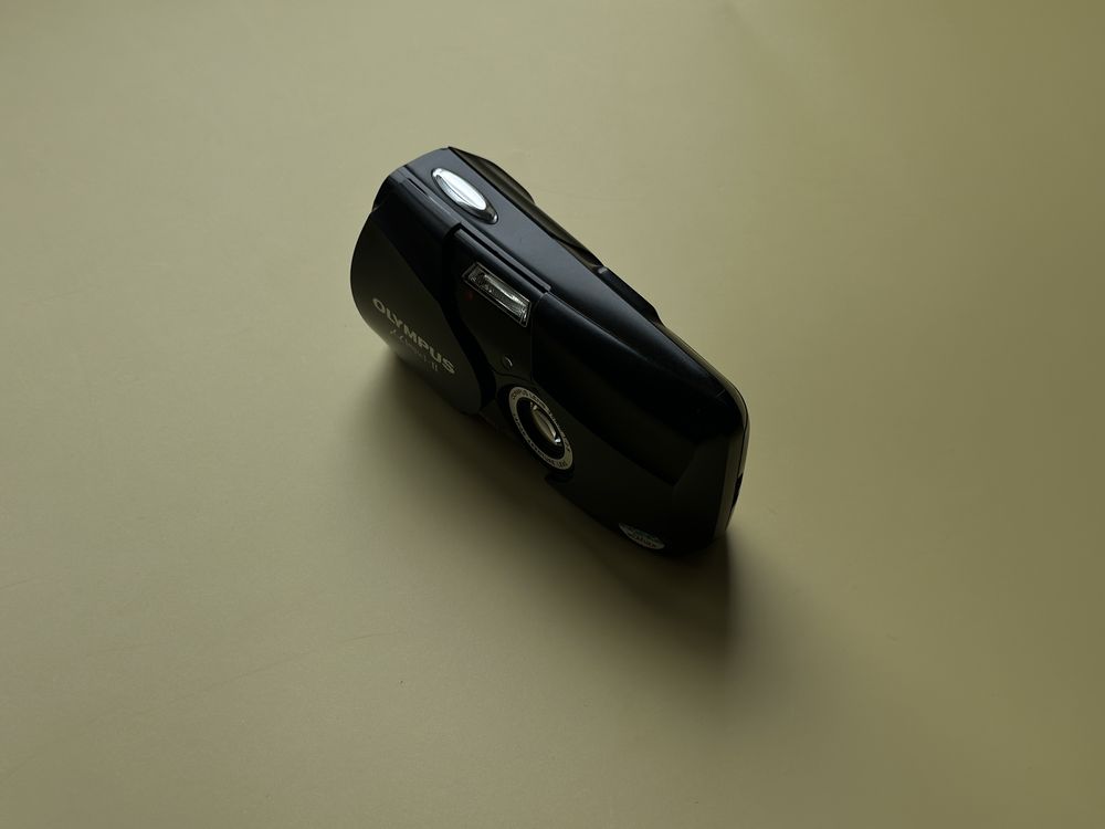 Olympus mju ii плівковий фотоапарат мью 2 чорний як новий