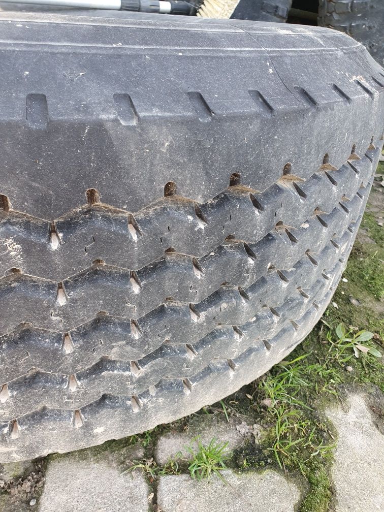 Opona Michelin 425/65r22.5 xza