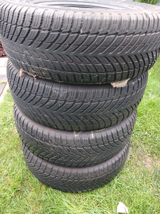 Шини,гума 235/65 R17. Зима