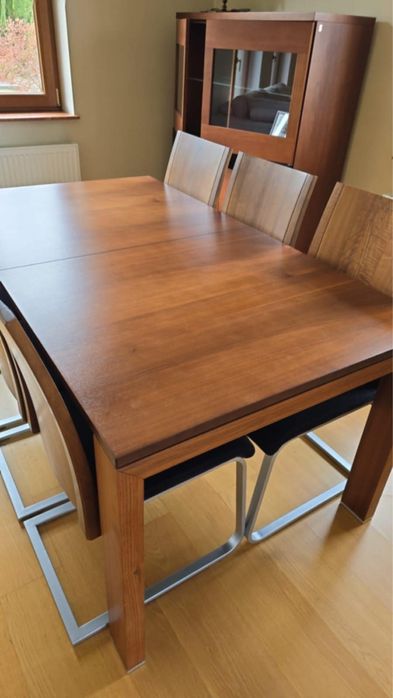 Meble Kler Klose stół, komoda rtv, witryna, szafa wisząca