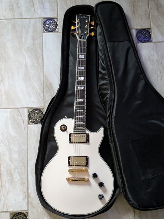 Harley Benton SC DLX Gotoh плюс Vox Jamvox комплект
